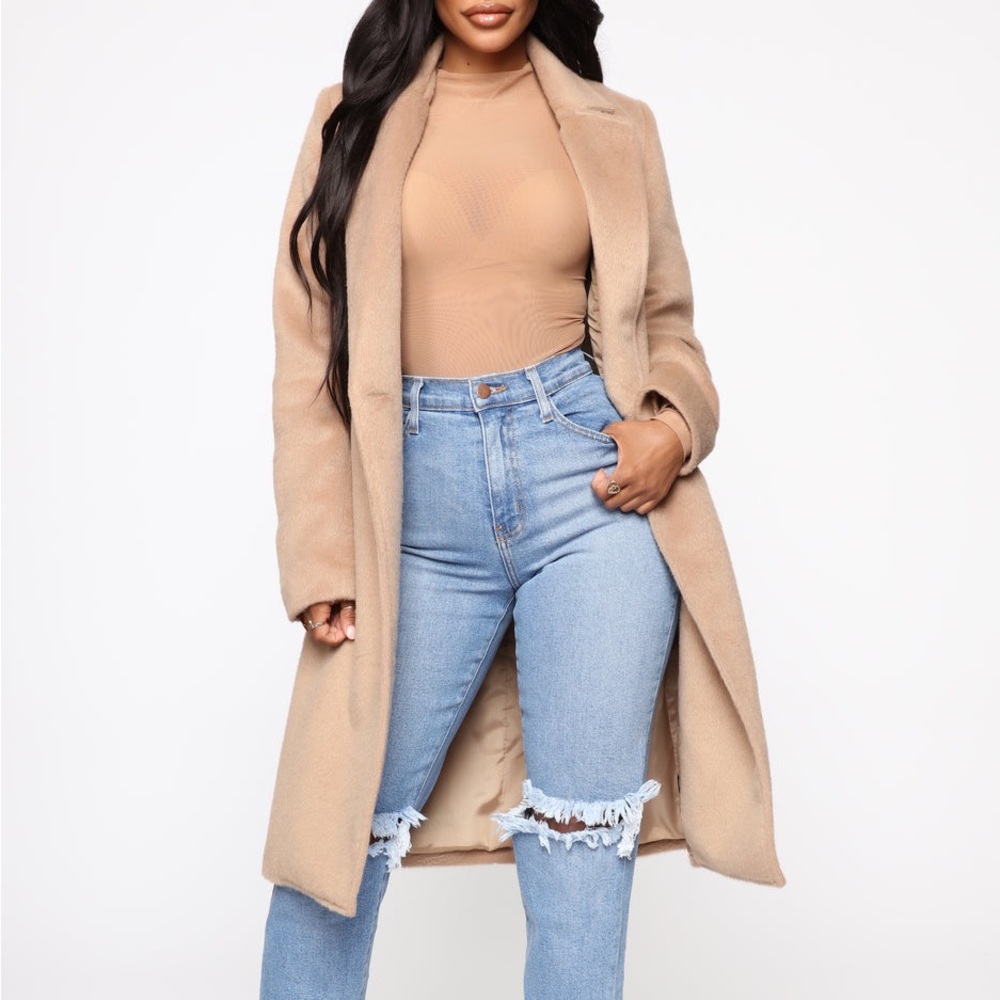 Fashion Nova coat size XS